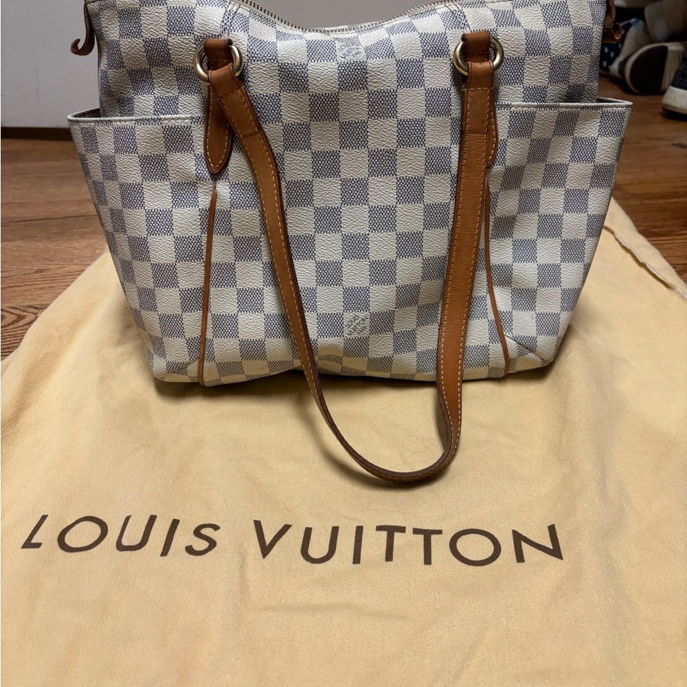 Louis Vuitton Damien Azur totally pm handbag